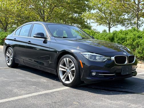 Black 2018 BMW 330 i xDrive