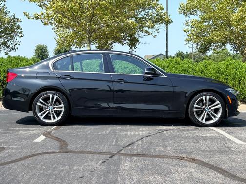 Black 2018 BMW 330 i xDrive