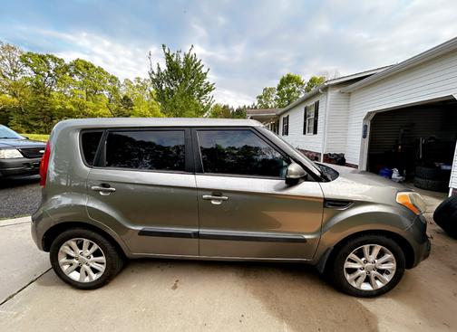 2012 Kia Soul +