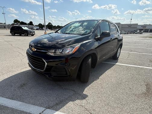 Black 2019 Chevrolet Trax LS