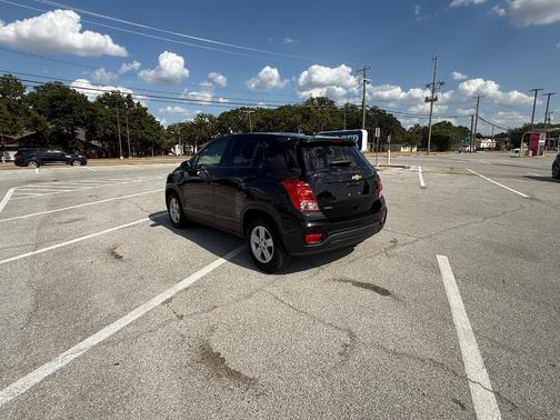Black 2019 Chevrolet Trax LS