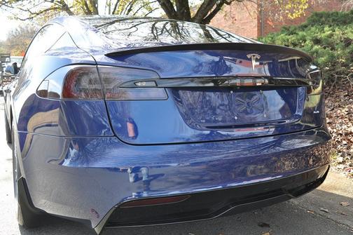 2022 Tesla Model S Plaid