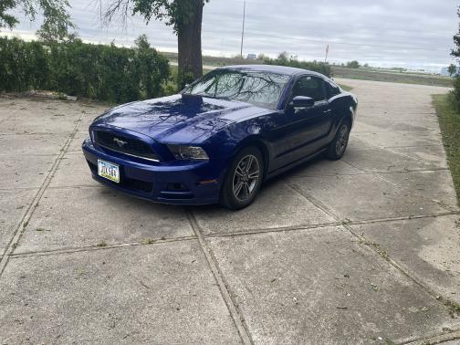 2013 Ford Mustang V6 Premium