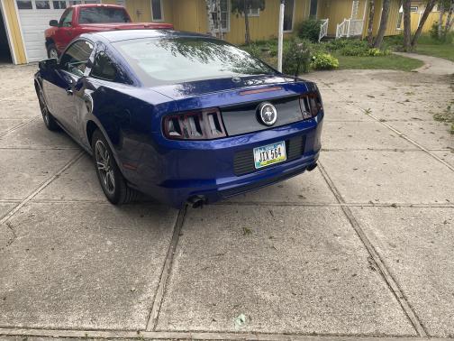 2013 Ford Mustang V6 Premium