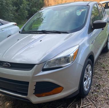 2016 Ford Escape S