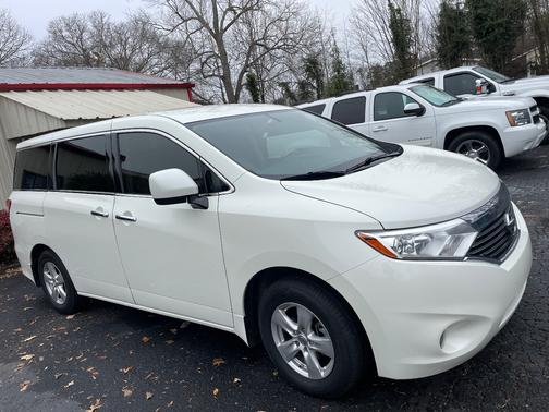 2015 Nissan Quest SV