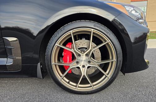 Black 2023 Kia Stinger GT2