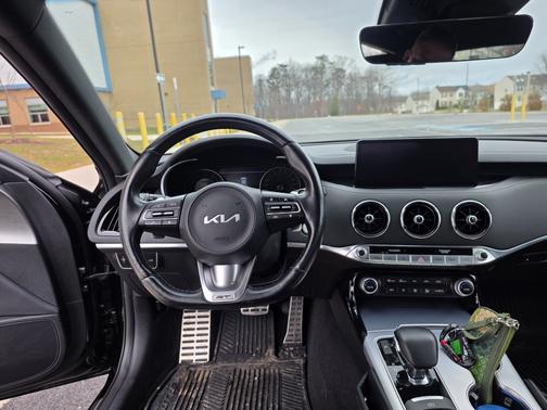 2023 Kia Stinger GT2
