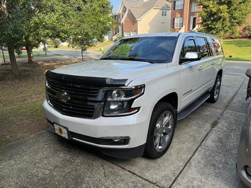 White 2020 Chevrolet Suburban Premier