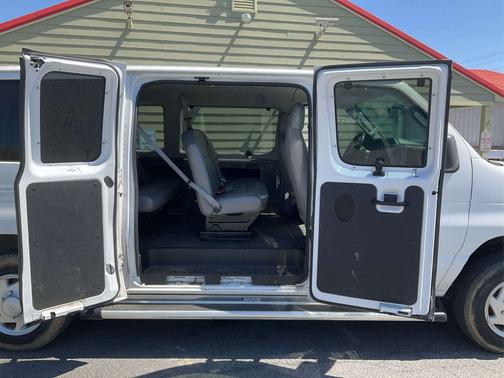 2014 Ford E150 XL