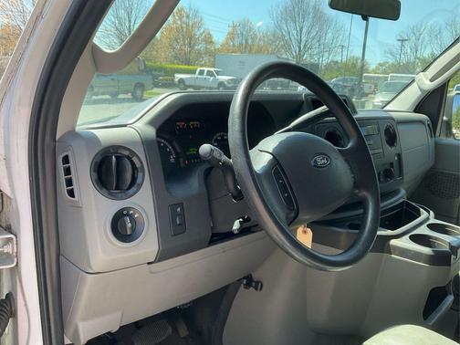 2014 Ford E150 XL