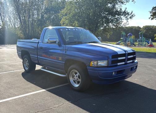1996 Dodge Ram 1500 LT
