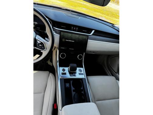 2021 Jaguar XF SE