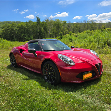2016 Alfa Romeo 4C Spider Base