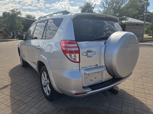 2010 Toyota RAV4 Limited