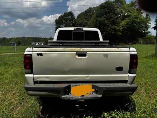 White 2000 Ford Ranger XLT