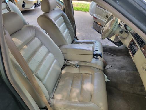 Black 1994 Cadillac DeVille Base