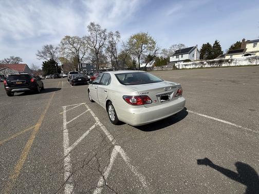 Silver 2003 Lexus ES 300 Base