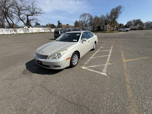 Silver 2003 Lexus ES 300 Base