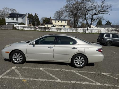 Silver 2003 Lexus ES 300 Base