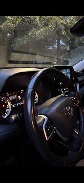 Black 2024 Toyota Highlander LE