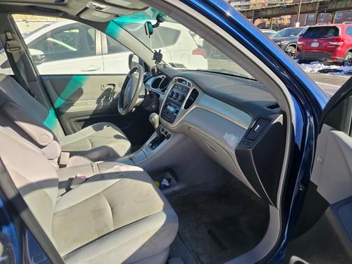 Blue 2007 Toyota Highlander Limited