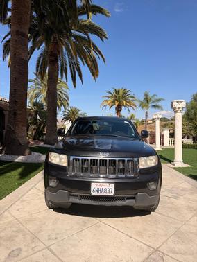Black 2012 Jeep Grand Cherokee Laredo