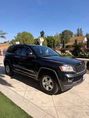 Black 2012 Jeep Grand Cherokee Laredo