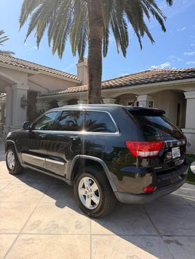 Black 2012 Jeep Grand Cherokee Laredo