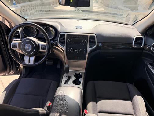Black 2012 Jeep Grand Cherokee Laredo