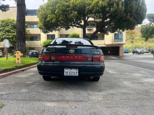 Green 1992 Toyota Camry XLE