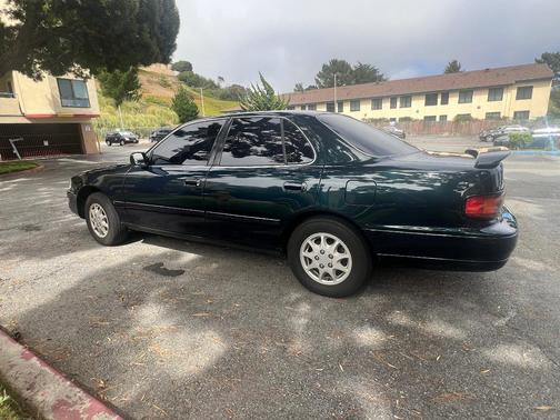 Green 1992 Toyota Camry XLE