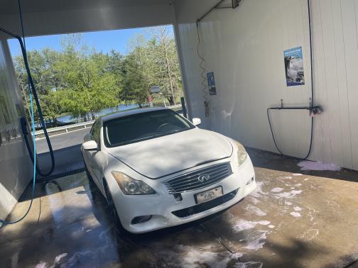 Photo 3 of 9 of 2009 INFINITI G37 Sport