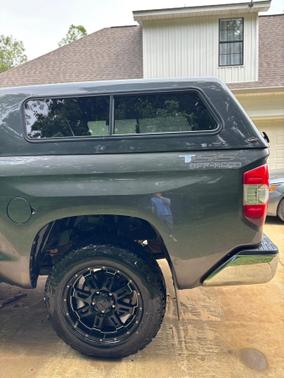 2014 Toyota Tundra SR5