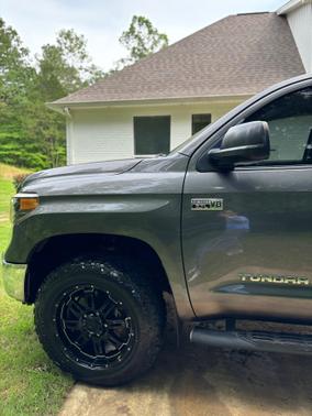 2014 Toyota Tundra SR5