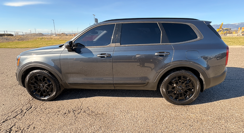 Gray 2021 Kia Telluride SX