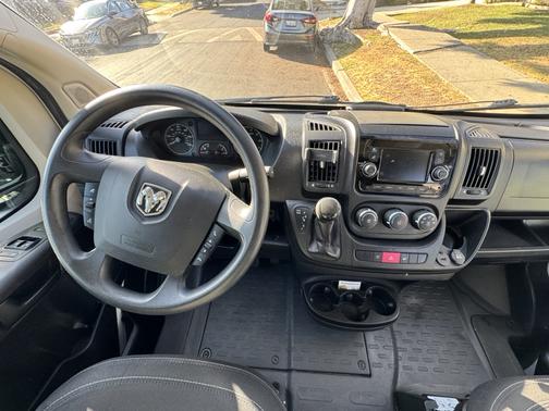 White 2020 RAM ProMaster 1500 Low Roof