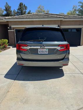 Green 2018 Honda Odyssey Elite