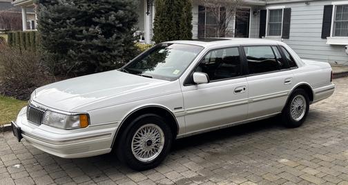 1993 Lincoln Continental Executive