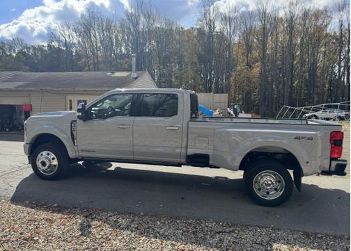 2025 Ford F-450 Platinum