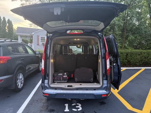 2019 Ford Transit Connect Titanium w/Rear Liftgate