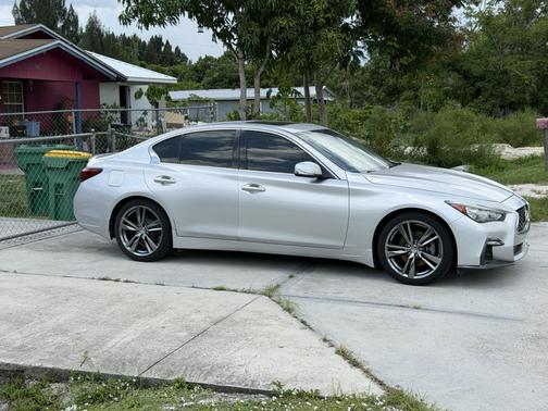 Silver 2018 INFINITI Q50 3.0t Sport