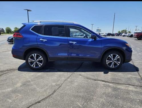 2020 Nissan Rogue SV