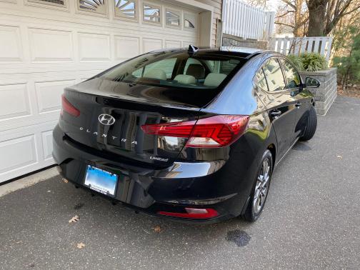 2019 Hyundai ELANTRA Limited