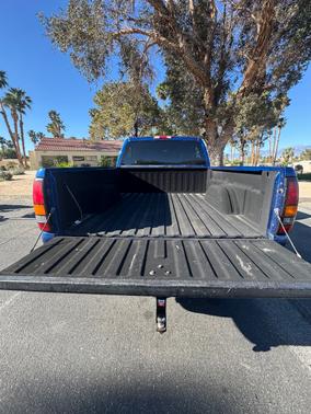 Blue 2004 GMC Sierra 1500 W/T