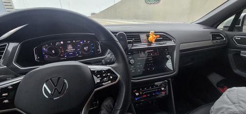 2022 Volkswagen Tiguan 2.0T SEL R-Line