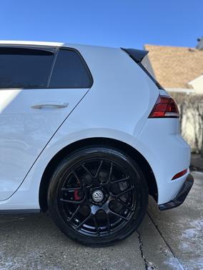 2018 Volkswagen Golf GTI 2.0T S 4-Door