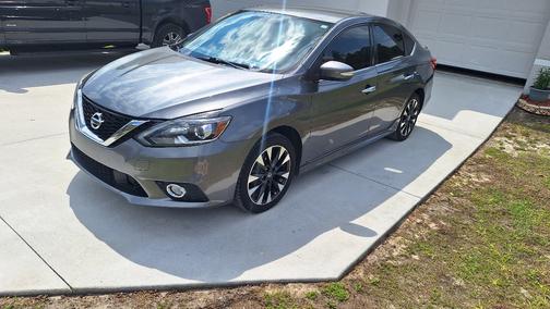 Gray 2019 Nissan Sentra SR