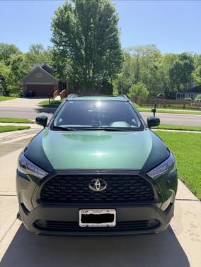 Green 2022 Toyota Corolla Cross LE