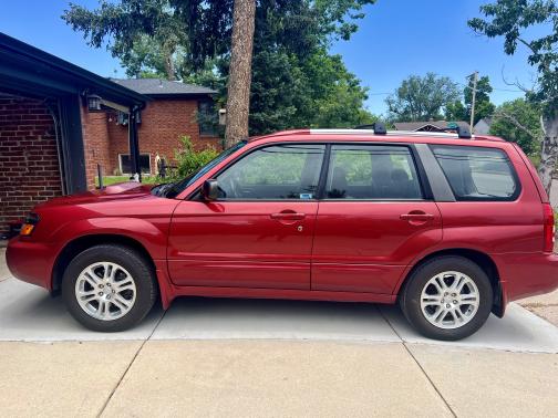 2005 Subaru Forester 2.5 XT